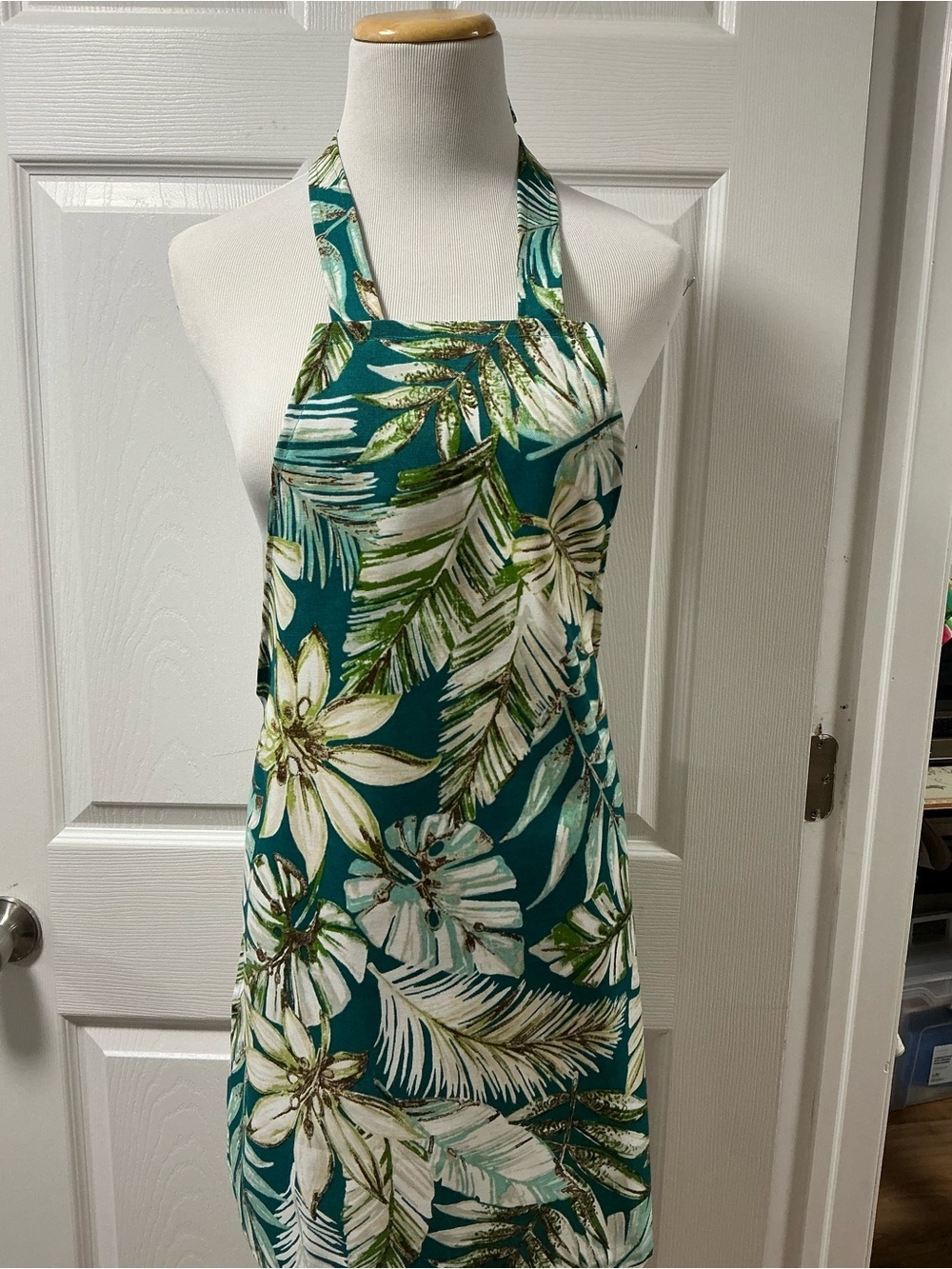 2021 - Tropical Palm & Floral Print Full Bib Apron – Teal/Green - Picture 3 of 3